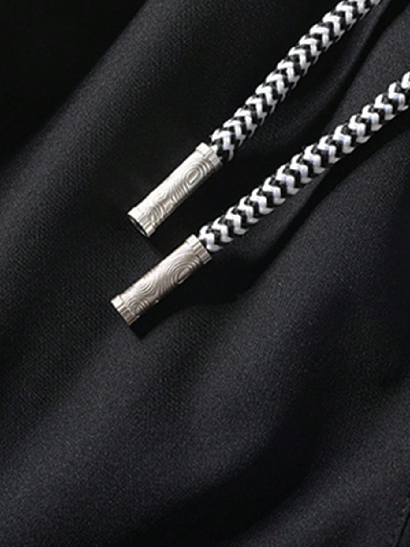 Men Drawstring Waist Zipper Pocket Shorts