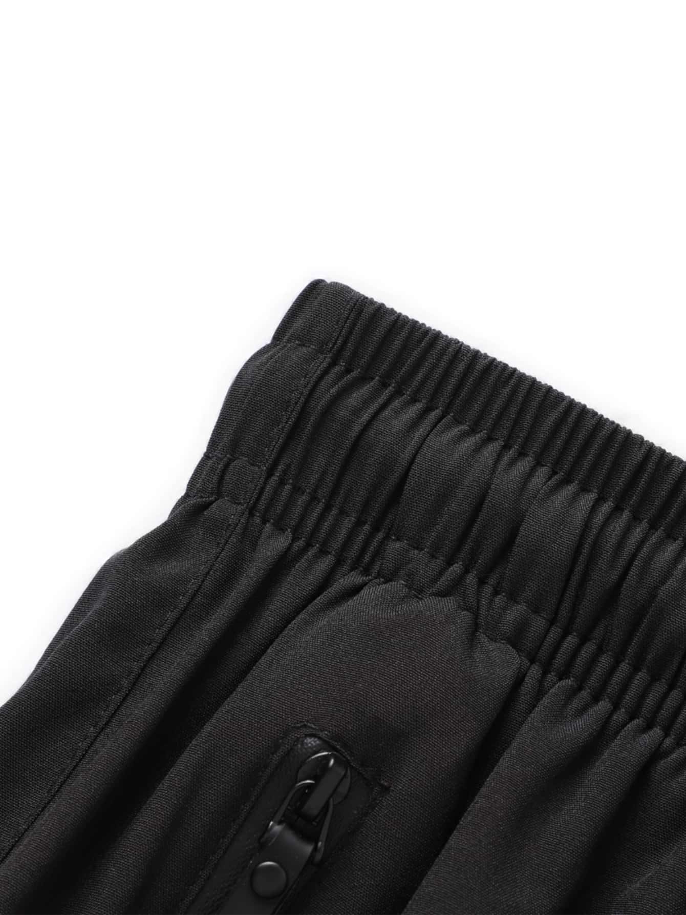Men Drawstring Waist Zipper Pocket Shorts